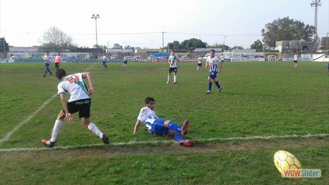 Uruguayo 3-1 Wanderers